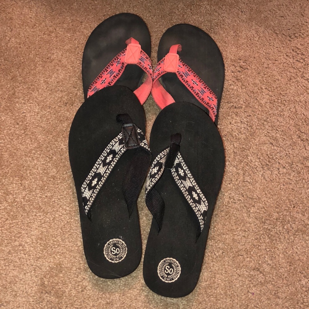 Women’s flip flops